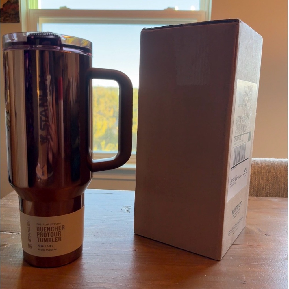 Stanley Mesa Rose Limited Edition in Rose Gold